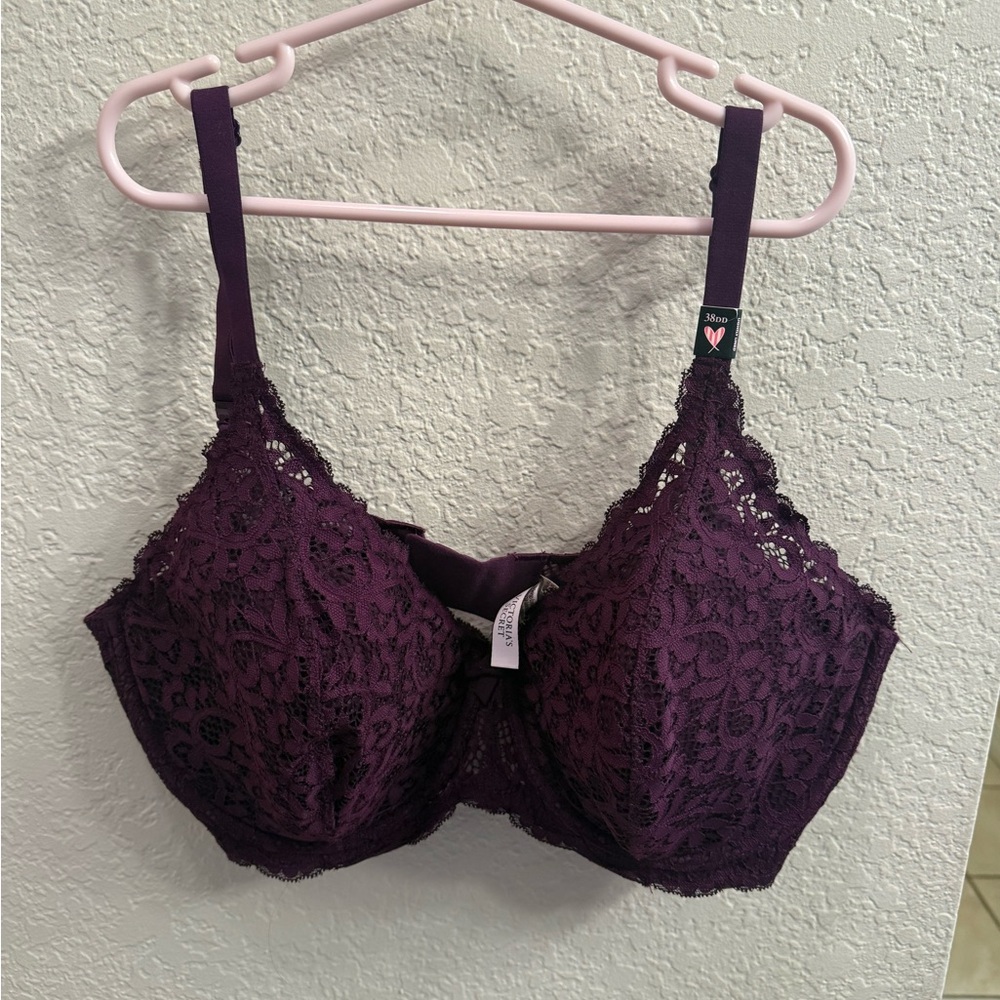 Victoria’s Secret Purple Lace Body By Victoria Bra